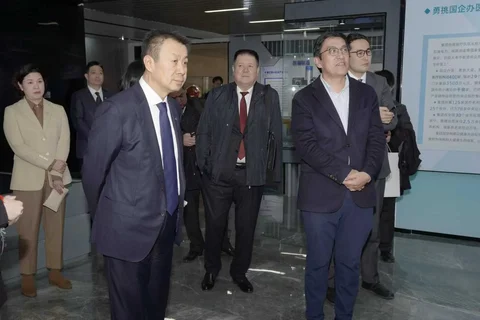 e98e22da-dd24-.max-2560x1440.format-webp.jpegquality-90.webp