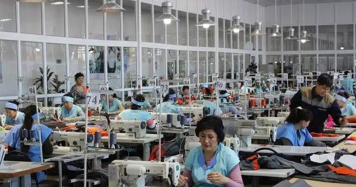 Kadamjay ilçesi'nde 13 yeni sanayi tesisi açıldı ve 138 kişiye iş imkanı sağlandı