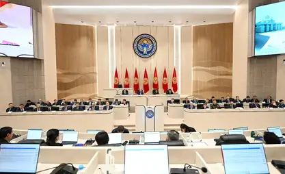 Cogorku Keneş üyeleri, Yıl başı öncesinde bölgelerdeki seçmenlerle birlikte çalışacaklar