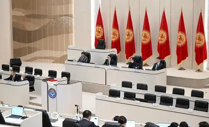 Cogorku Keneş üyeleri, seçmenlerle görüşmek üzere bölgelere gitti