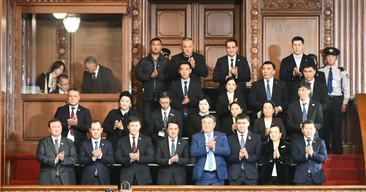 Cogorku Keneş üyeleri Japon Parlamentosunu ziyaret etti
