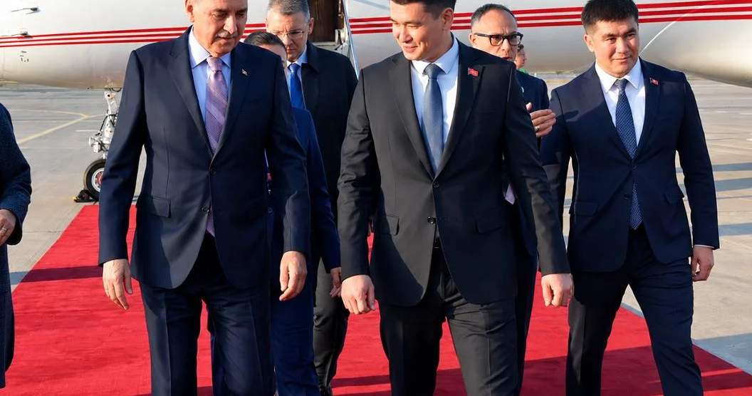 Türkiye Büyük Millet Meclisi Başkanı Kırgızistan'a geldi