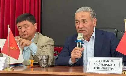 Batken Bölgesi Cumhurbaşkanlığı Temsilcisi, Sülüktü'deki önemli tesisleri bir günde ziyaret etti