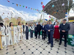 photo_53438436_kOlyS7z.max-2560x1440.format-webp.jpegquality-90.webp