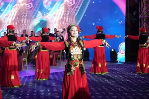 photo_54226640_7Xq1Mvo.max-2560x1440.format-webp.jpegquality-90.webp