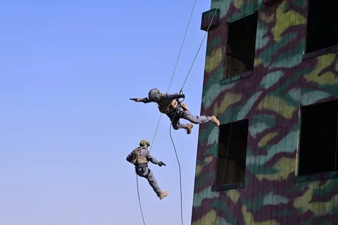 photo_54742330_o1i5DwD.max-2560x1440.format-webp.jpegquality-90.webp