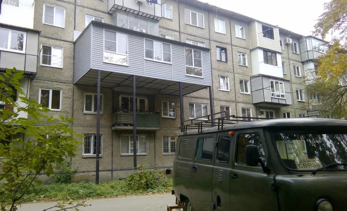pristroennii-balkon.2e16d0ba.format-webp.fill-1668x1014.webp