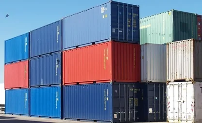 sea-container-1.2e16d0ba.format-webp.fill-1668x1014.webp