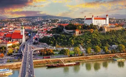 Slovakya'daki üniversiteler Kırgızistan vatandaşlarının başvurularını kabul etmeye başladı